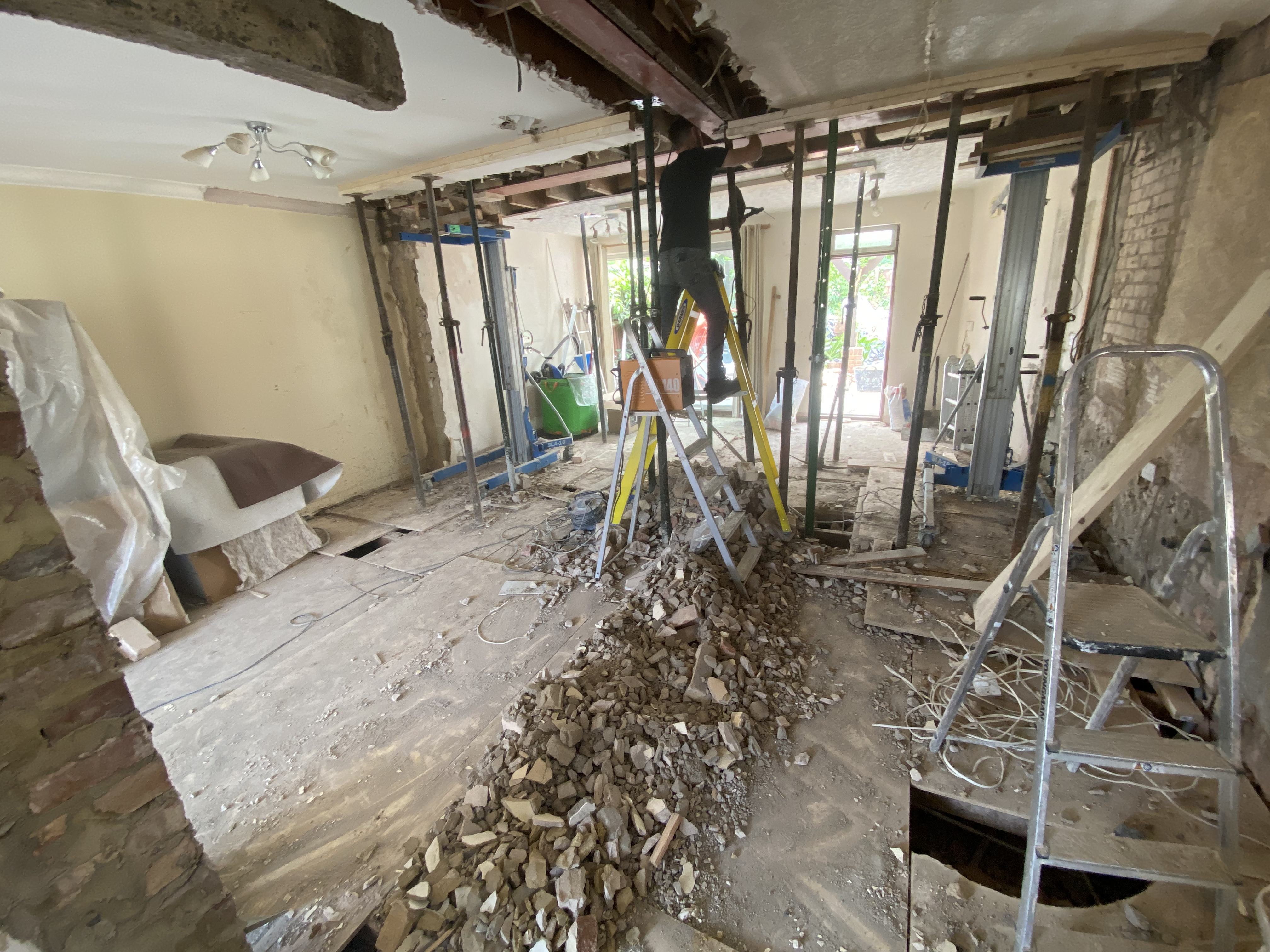 Under Construction - 72 Koula